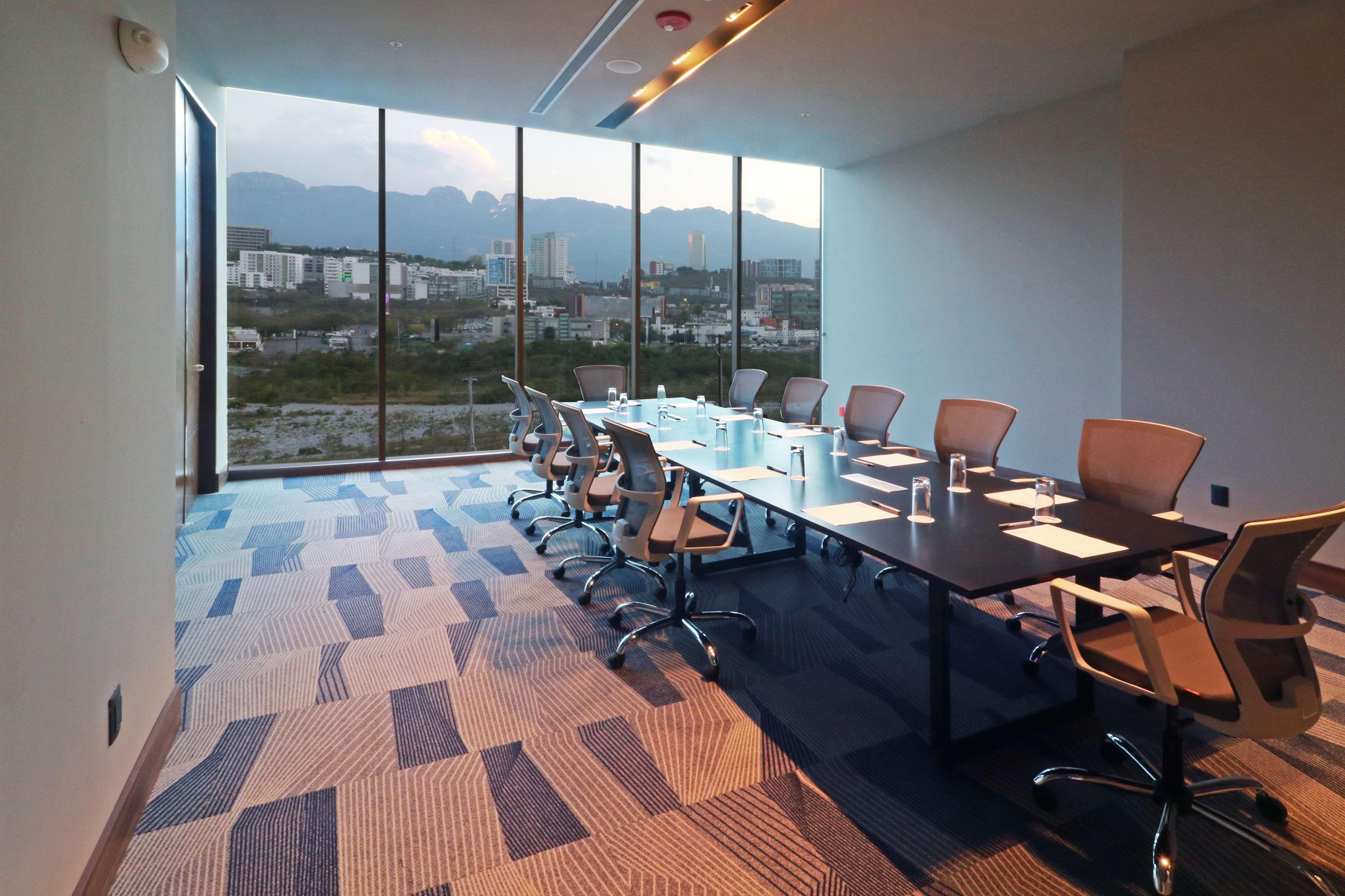 Hilton Garden Inn Monterrey Obispado Exterior foto